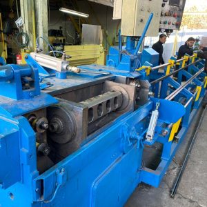 Restauración y Mejora en Bancada de Cortadora Especial